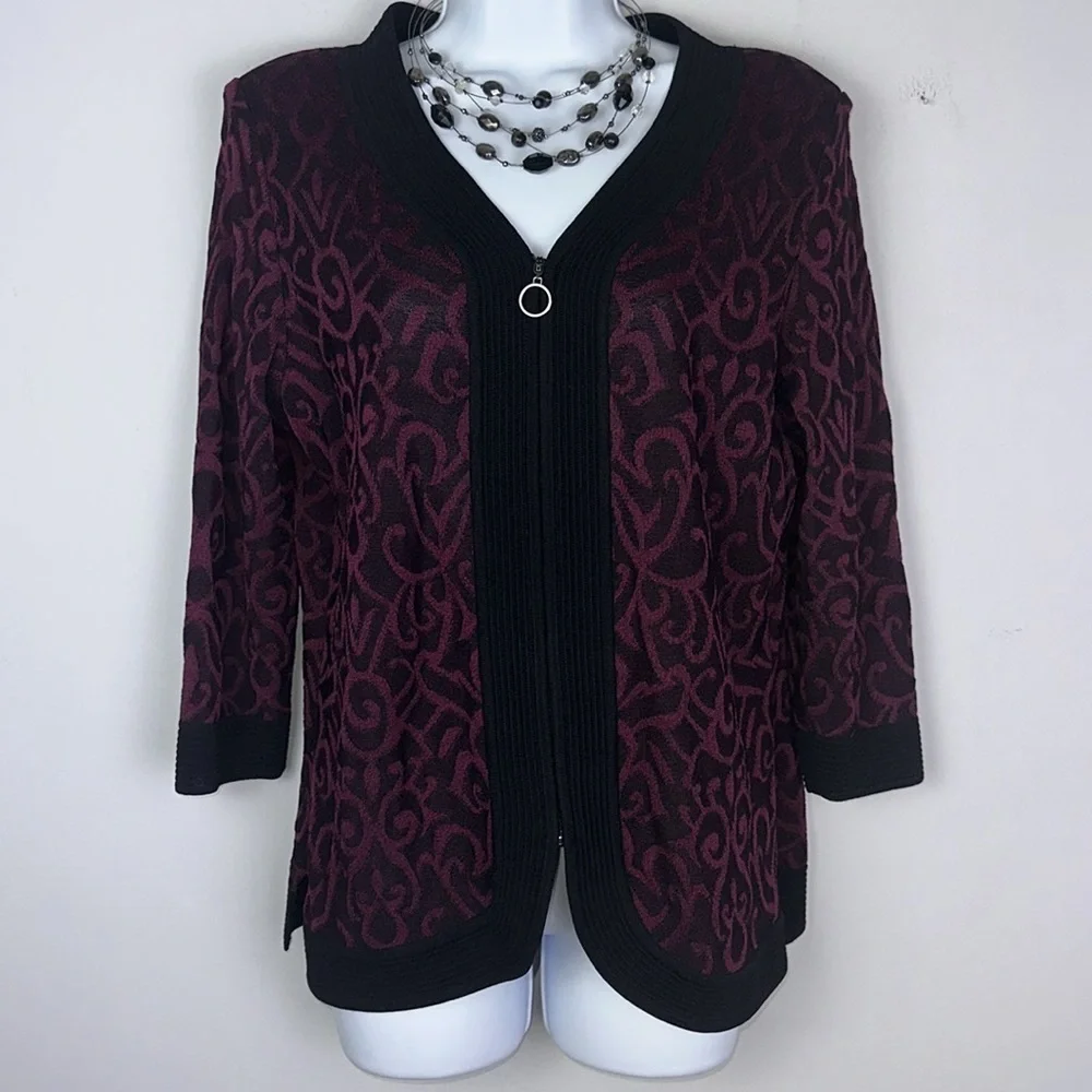 Exclusively Misook Petite M Texture Zip-Up Top Lightweight Jacket Burgundy Black - Picture 3 of 16